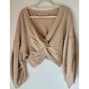 FREE PEOPLE TWIST FRONT THERMAL TOP SZ MEDIUM